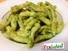 Ricetta Pesto Genovese Frullatore + Video Ricetta | FraGolosi