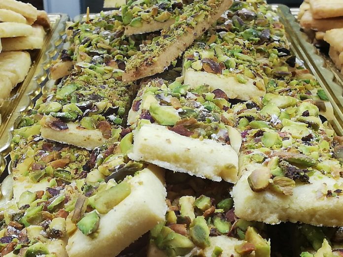 Biscotti con granella di pistacchio: Ricetta di FraGolosi