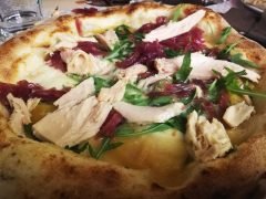 Pizza Tonno Cipolla e Rucola