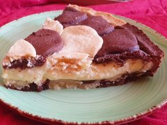 Crostata Bicolore con Crema Pasticcera